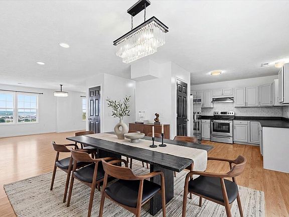 4th image of 3206 Hebron Ct