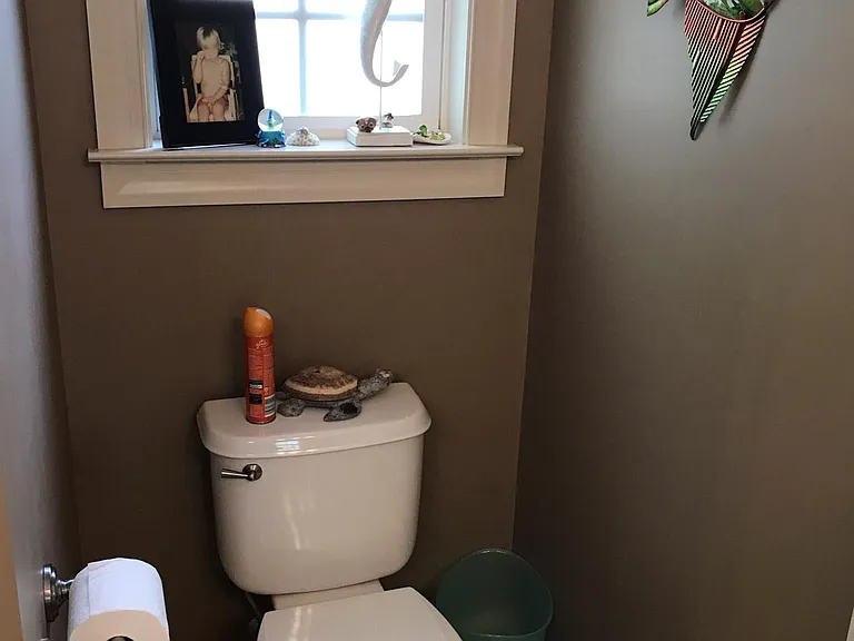 207 Gladstone Way — Photo 35