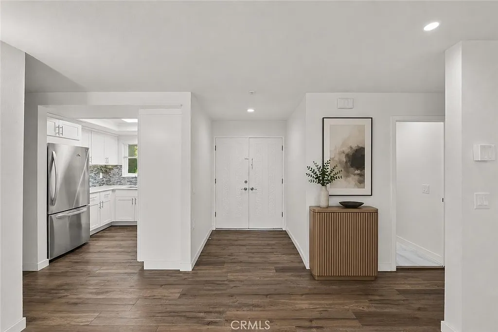 2 bed, 1199 sqft, $3,500 — Photo 4