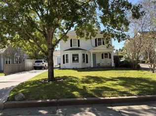 613 Fahrenthold St, El Campo, TX 77437