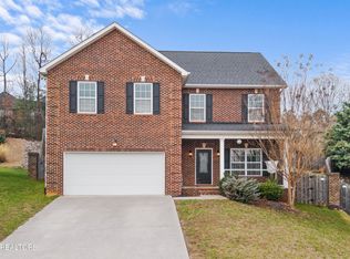 2909 Cambridge Shores Ln, Knoxville, TN 37938
