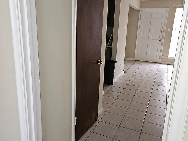 3126 Edenborn Ave — Photo 5