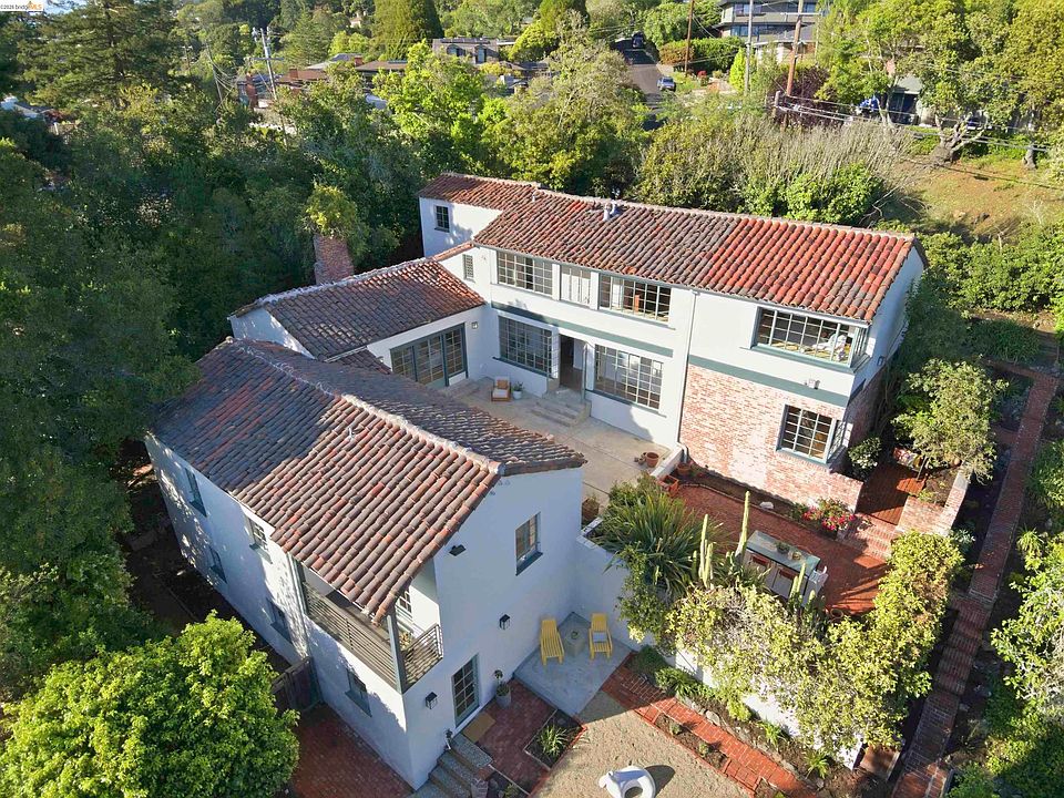 1st image of 44 Highgate Rd