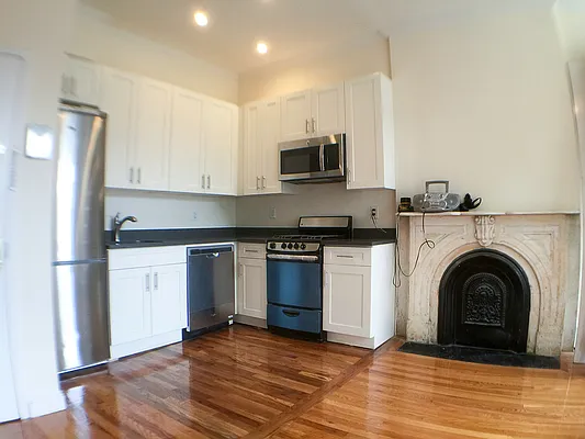 Rented by Francine Realty | media 24