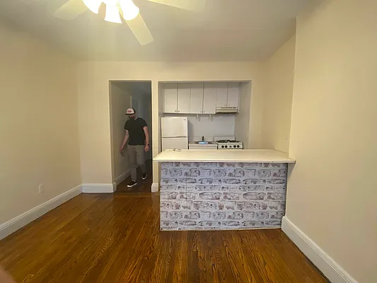 Rented by Urban Real Estate Property Group Inc | media 13