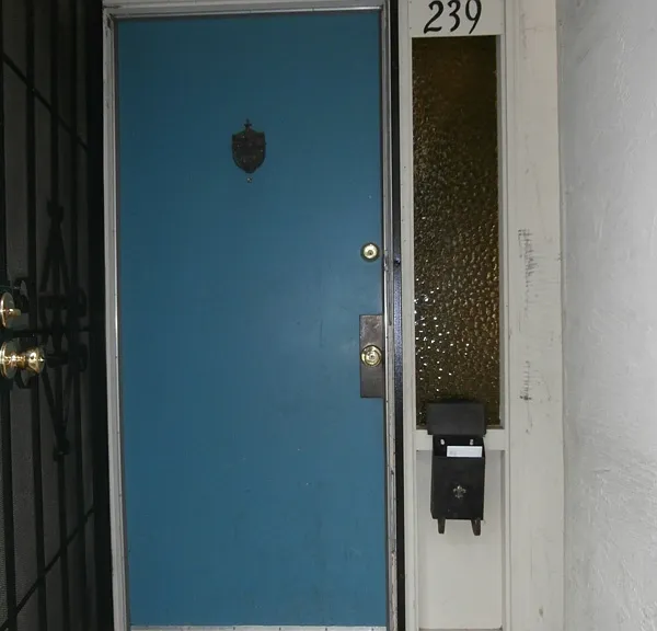 239 Sunnyhills Dr — Photo 2