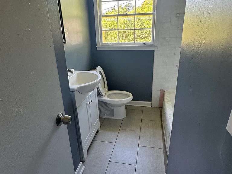 2601 Blue Spring Rd NW — Photo 10
