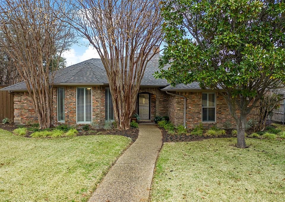 1st image of 3852 Santiago Dr