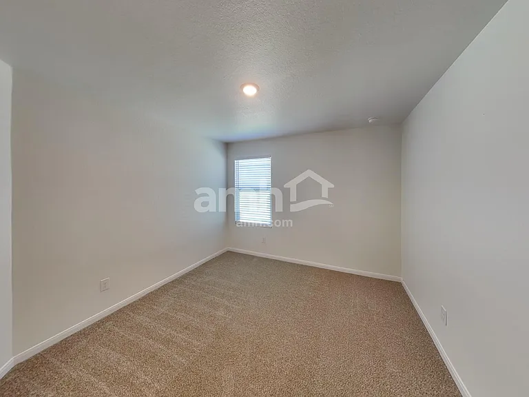 2708 Iberia Ct — Photo 17