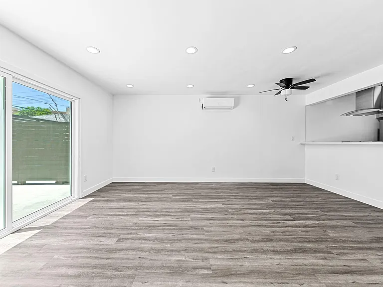 1907 Corinth Ave #2 — Photo 12