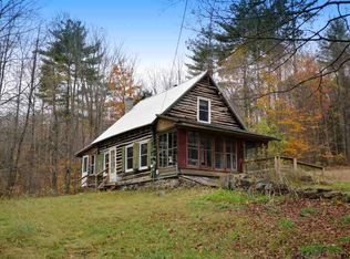 323 Dennie Rd, Mayfield, NY 12117