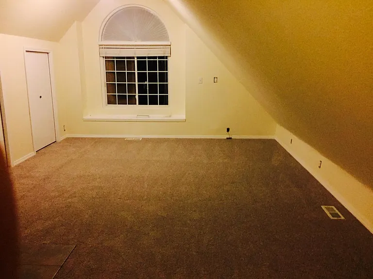 22304 1/2 SE 18th Ct — Photo 10