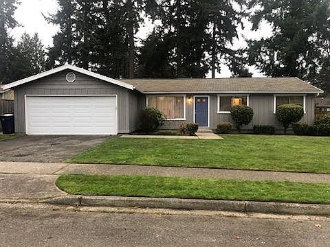 Front of house view - Landscaping services included in rent