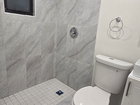 4th image of 775 NW 83rd St #1