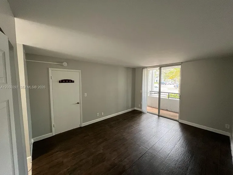 921 Lyons Rd #3105 — Photo 2