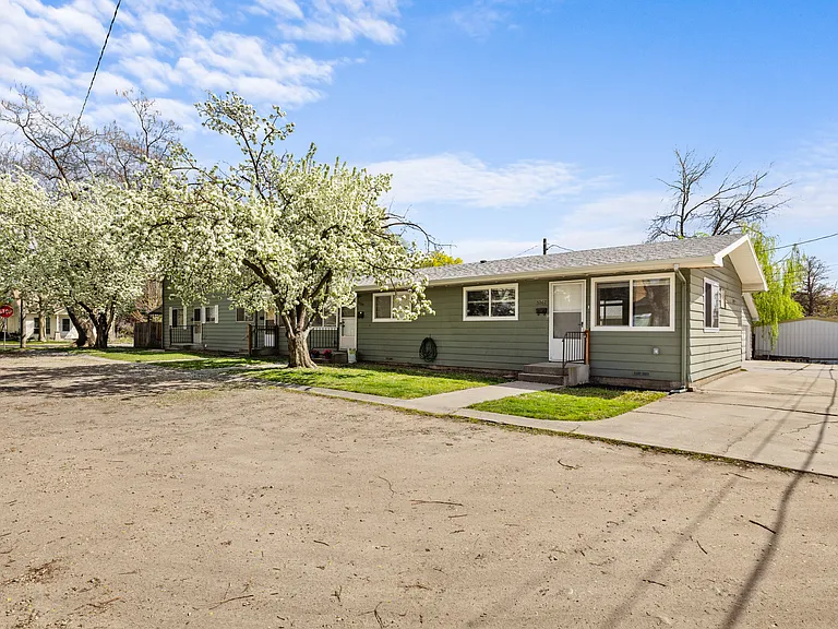 3205 W Anderson St — Photo 11