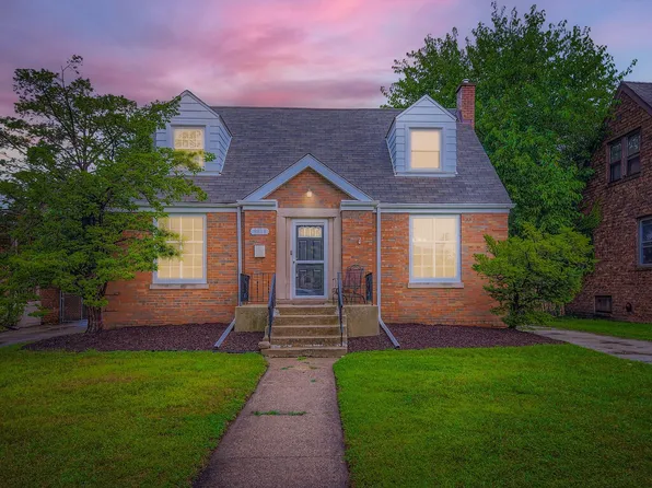 9813 S Lawndale Ave, Evergreen Park, IL 60805