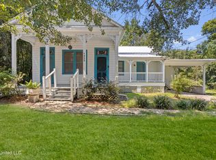 1325 Harrison Rd, Gulfport, MS 39507