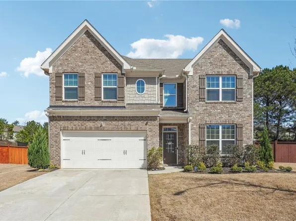 84 Royalty Ln, Hiram, GA 30141