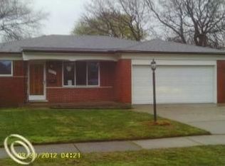 30717 Ridgefield Ave, Warren, MI 48088