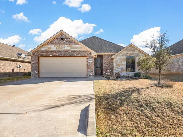 3203 Main St, Granbury, TX 76049