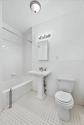 Rented by Argo Residential | media 4