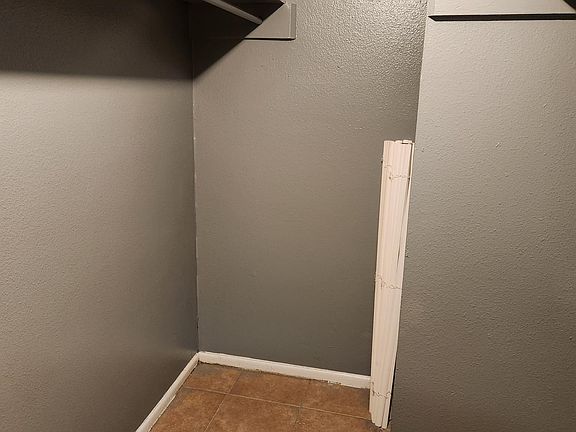 4th image of 3414 W Martin St #101
