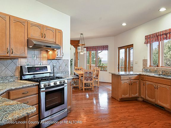 5th image of 130 Juniper Springs Rd