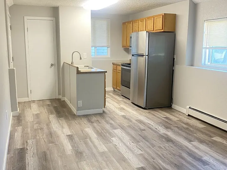 2115 4th Ave #D — Photo 1