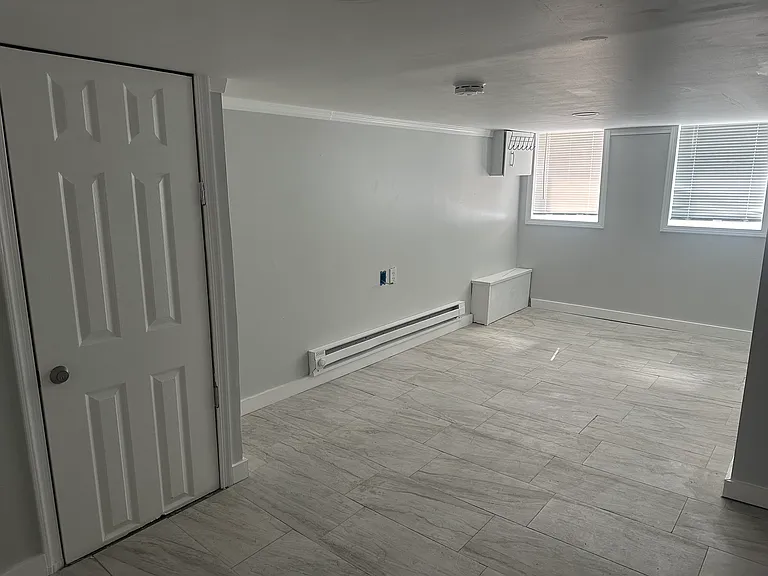 1223 E Cheltenham Ave — Photo 2