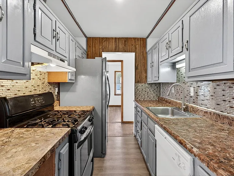 432 Midlothian Rd — Photo 34