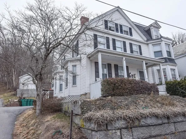 118 Pleasant St, Fitchburg, MA 01420