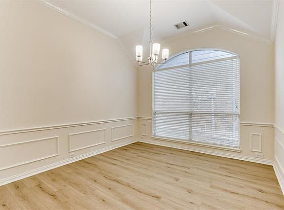 4th image of 18624 Gibbons Dr