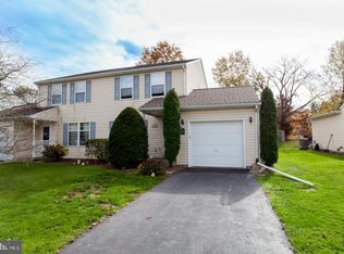 2053 Clover Mill Rd, Quakertown, PA 18951