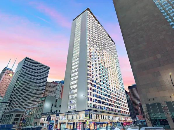 535 N Michigan Ave APT 1009, Chicago, IL 60611
