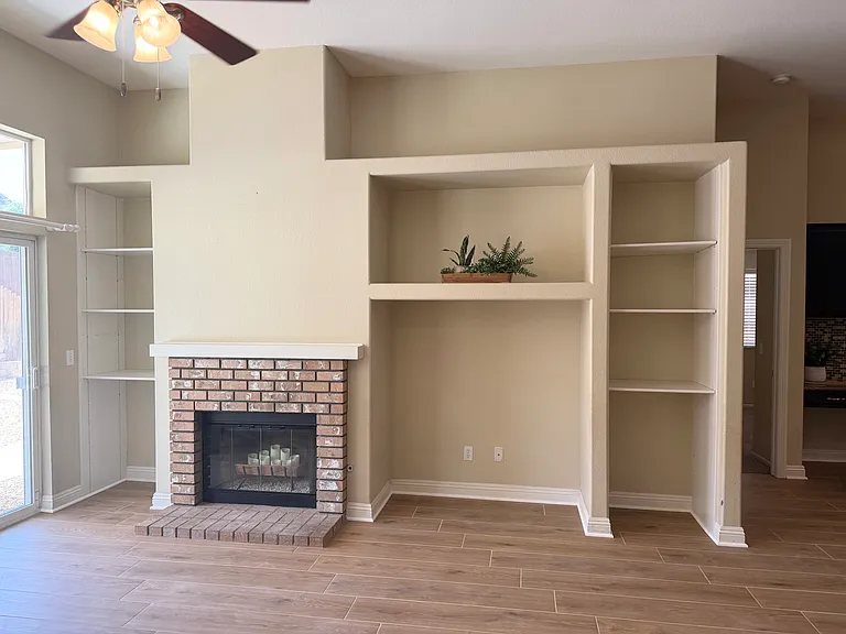 8938 Wedgewood Ct — Photo 7