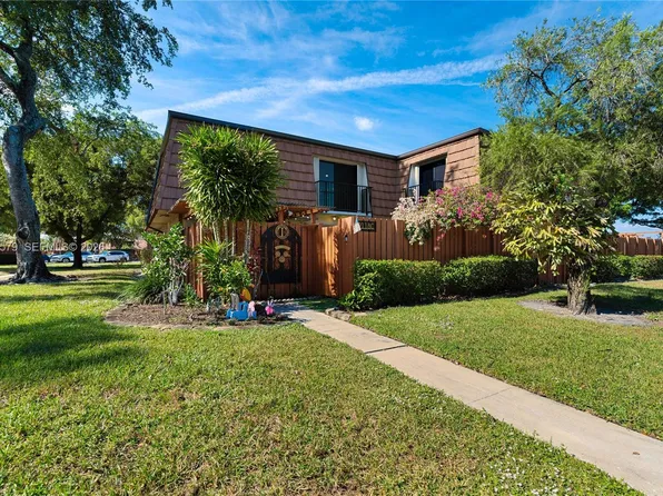 9118C SW 20th Ct, Fort Lauderdale, FL 33324