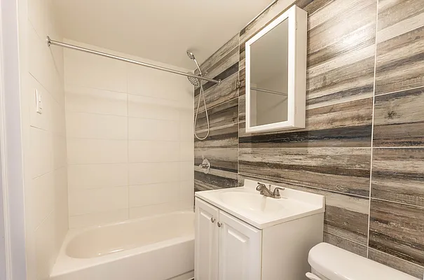 Rented by OnePoint Real Estate Group | media 4