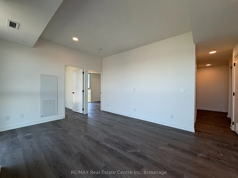 33 Erie Ave #901 — Photo 12