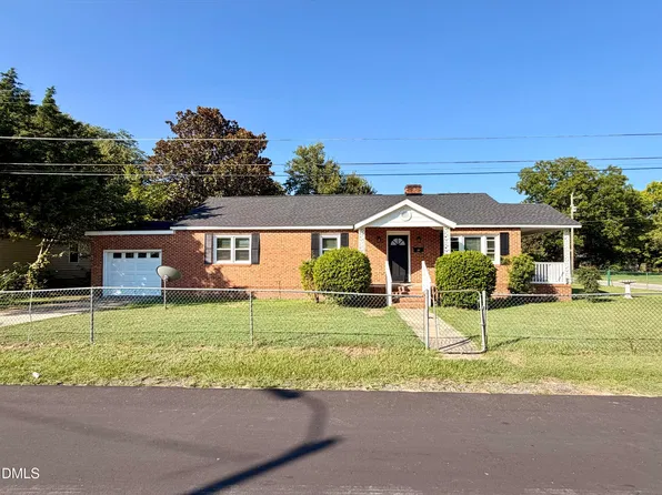 1000 E Harnett St, Dunn, NC 28334