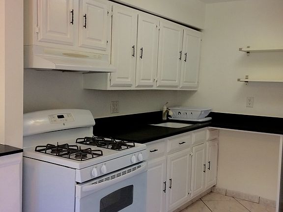 3rd image of 1959 80th St #3