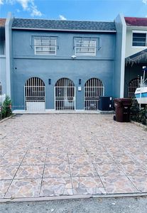 6985 W 2nd Ln, Hialeah, FL, 33014
