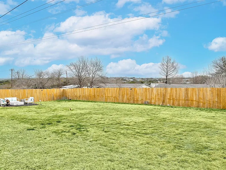 6317 Toscana Ave — Photo 35