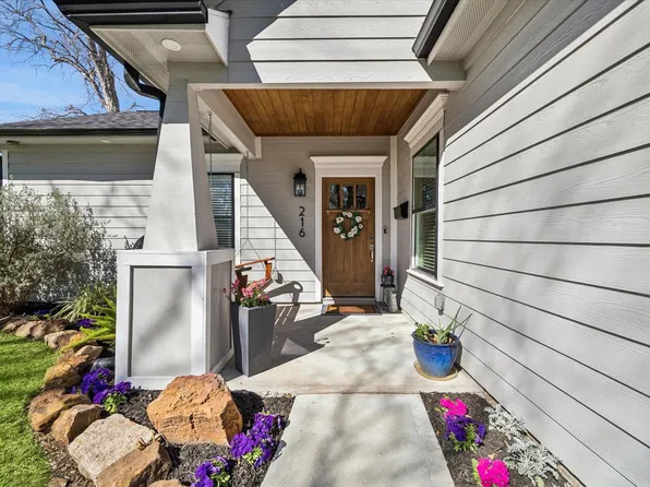 216 W 30th St, Houston, TX 77018