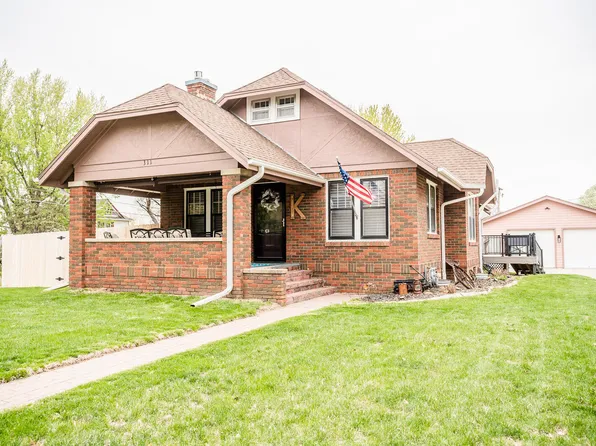 311 N Chestnut St, Glenwood, IA 51534