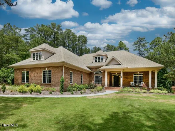 66 Glasgow Drive, Pinehurst, NC 28374