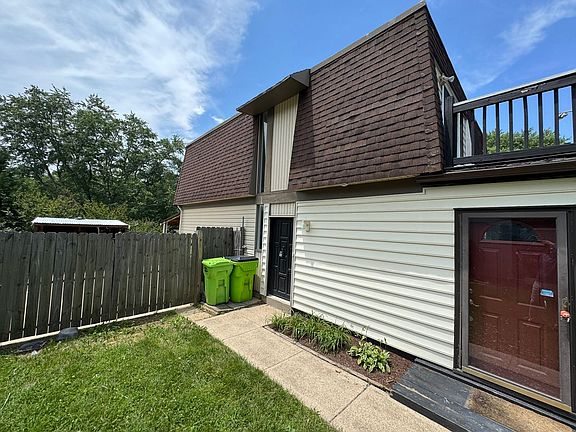 3rd image of 2566 Paxton St