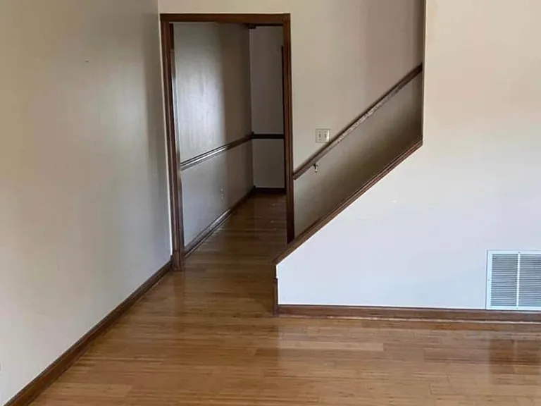 915 Stapp Dr #TOWNHOUSE — Photo 3