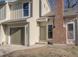 7611 Long St, Shawnee, KS 66216