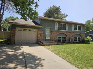 106 Broadmoor Dr, Norfolk, NE 68701